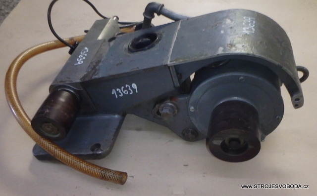 Přídavné zařízení na brusku - vnitřní broušení  (13639 (5).JPG)